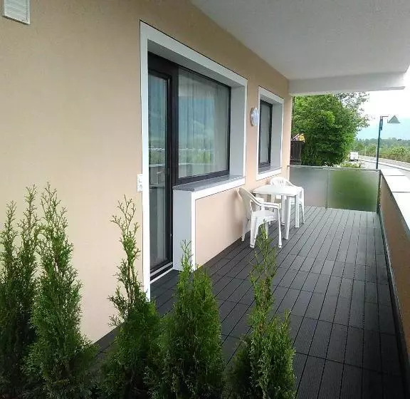 Fotos del hotel Appartment Alpensee:  4