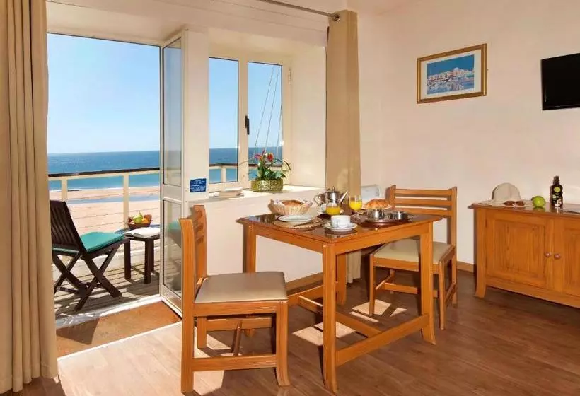 Fotos del hotel Luz Beach Apartments:  8