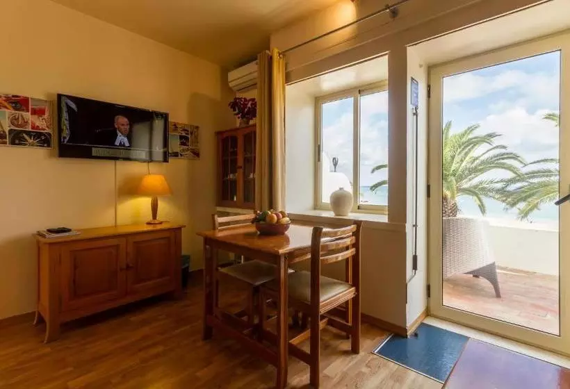 Fotos del hotel Luz Beach Apartments:  9