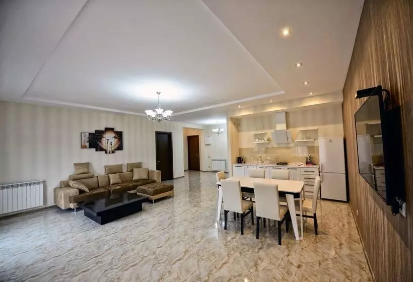 Fotos del hotel Royal Palace  Tbilisi:  25