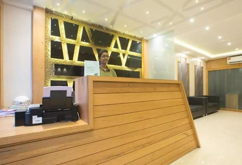 Fotos del hotel Treebo Trend Anam International:  2