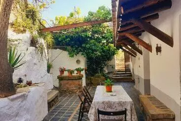 La Era De San Blas - Fuentes de Leon