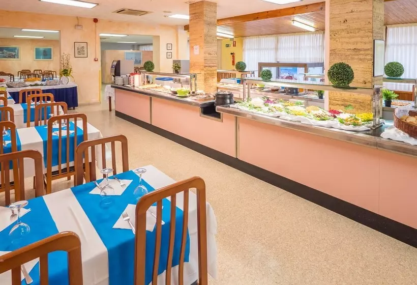 Fotos del hotel Checkin Montpalau:  11