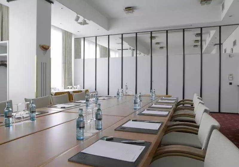 Fotos del hotel Holiday Inn Munich Schwabing:  4