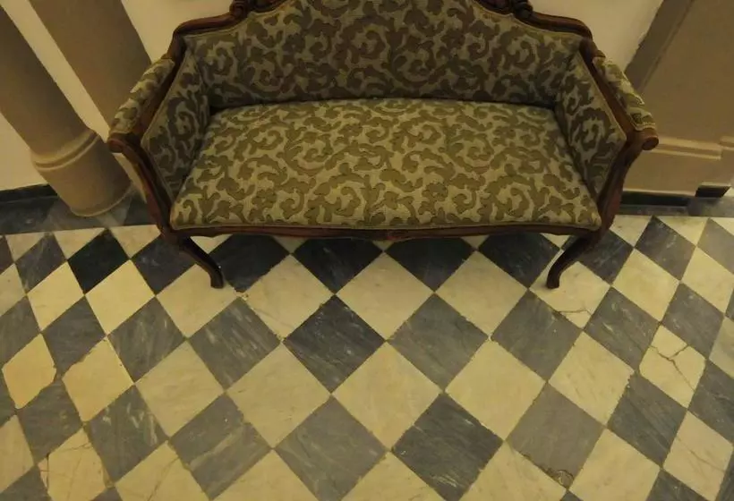 Fotos del hotel HHB Hotel:  3