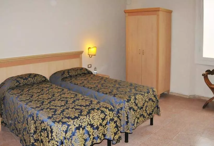 Fotos del hotel HHB Hotel:  10