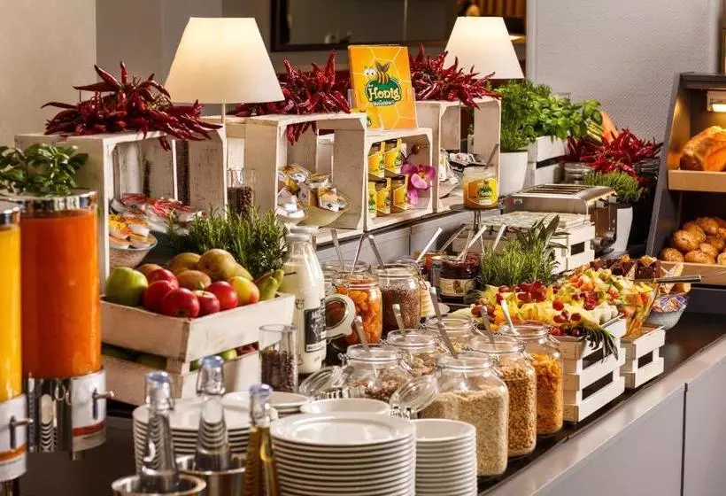 Fotos del hotel Holiday Inn Düsseldorf  Hafen:  15