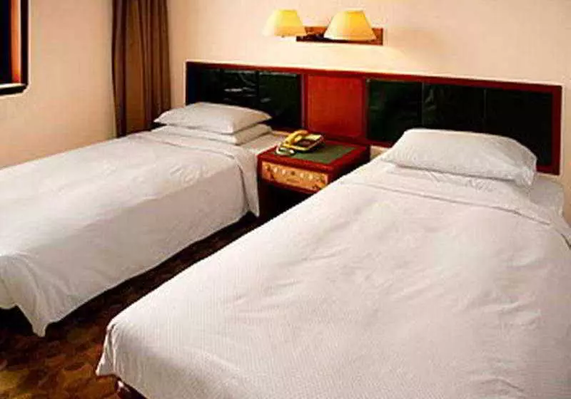 Fotos del hotel Overseas Chinese:  7