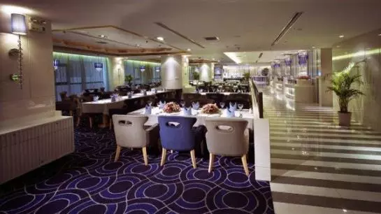 Fotos del hotel Titan Times:  3