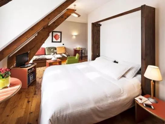 Privilodges Chateau Perrin