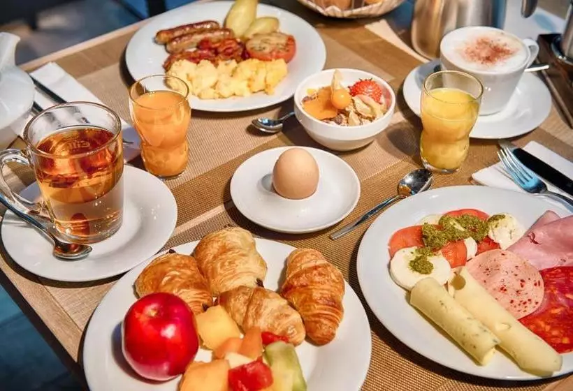 Fotos del hotel Indigo Berlin – Alexanderplatz:  4