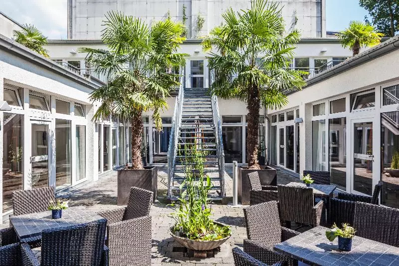 Fotos del hotel Burns Art & Culture Suitehotel:  9