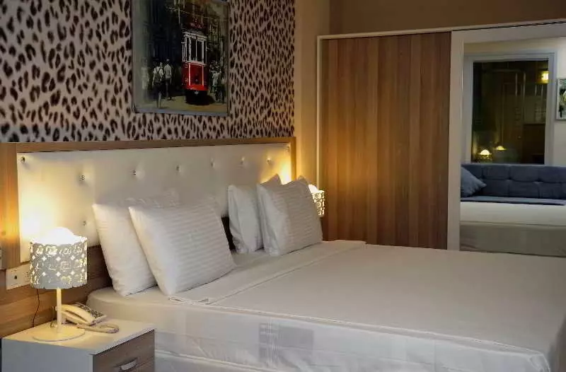 Fotos del hotel Nossa Suites Pera:  6