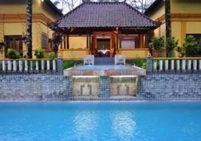 Fotos del hotel Raffles Holiday:  8