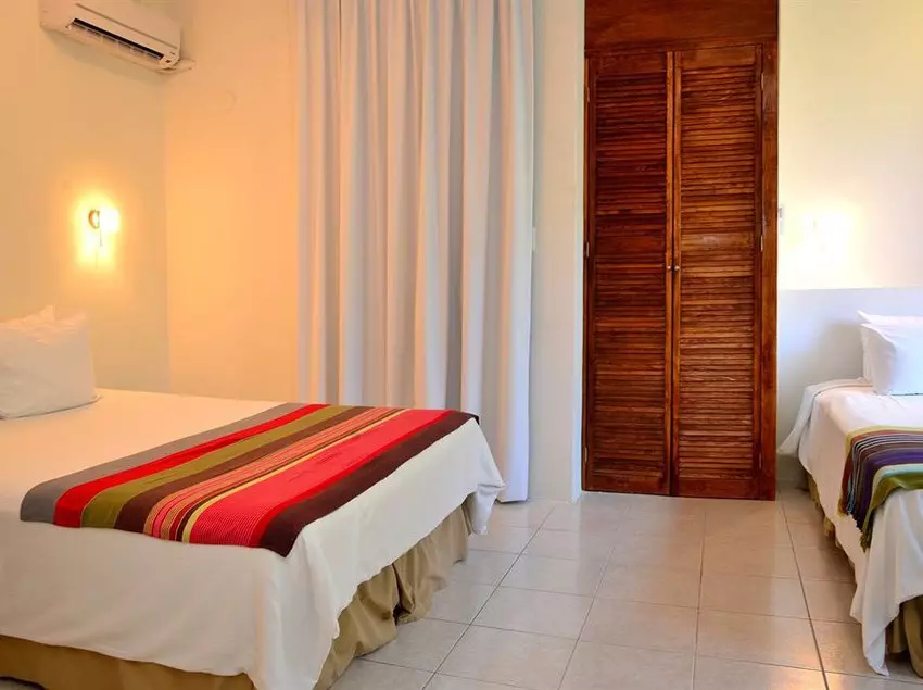 Fotos del hotel Club Yebo:  24