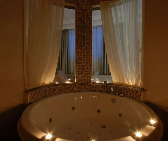 Fotos del hotel Batumi World Palace:  4