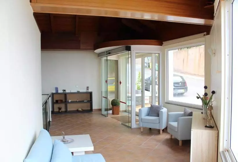 Fotos del hotel Tarmarplace:  8