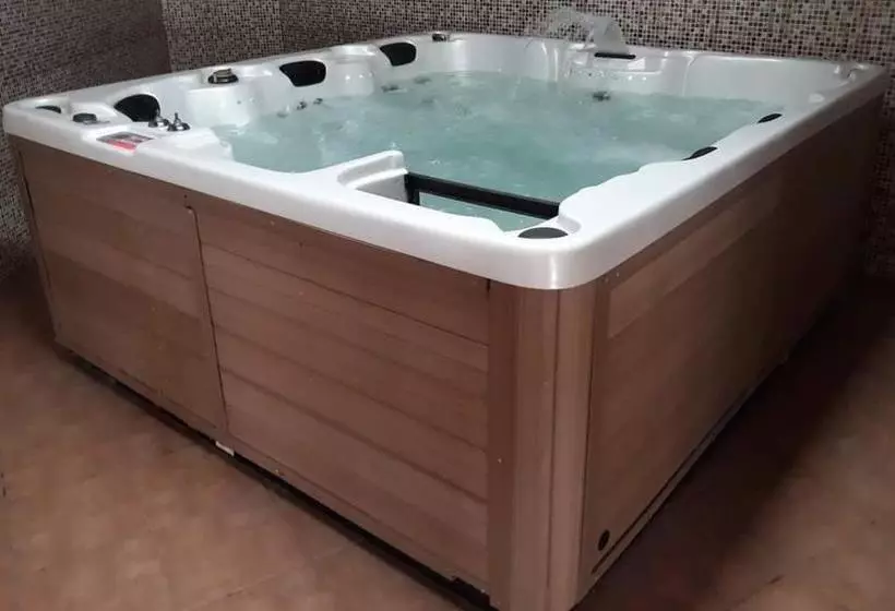 Fotos del hotel Tarmarplace:  3