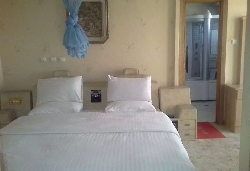 Fotos del hotel Crown:  23