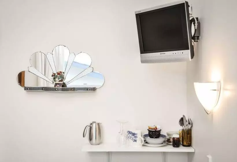 Fotos del hotel Trafalgar Lodge:  13