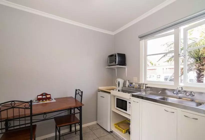 Fotos del hotel Trafalgar Lodge:  2