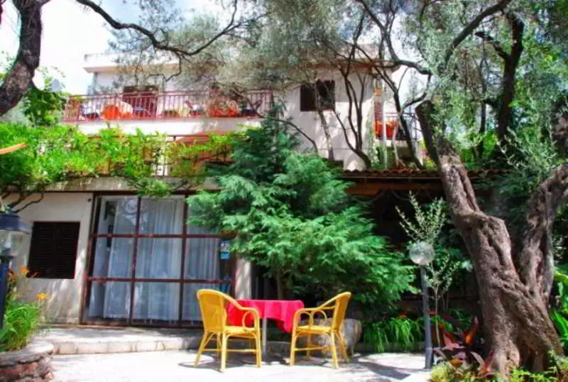 Fotos del hotel Elena Guest House:  10