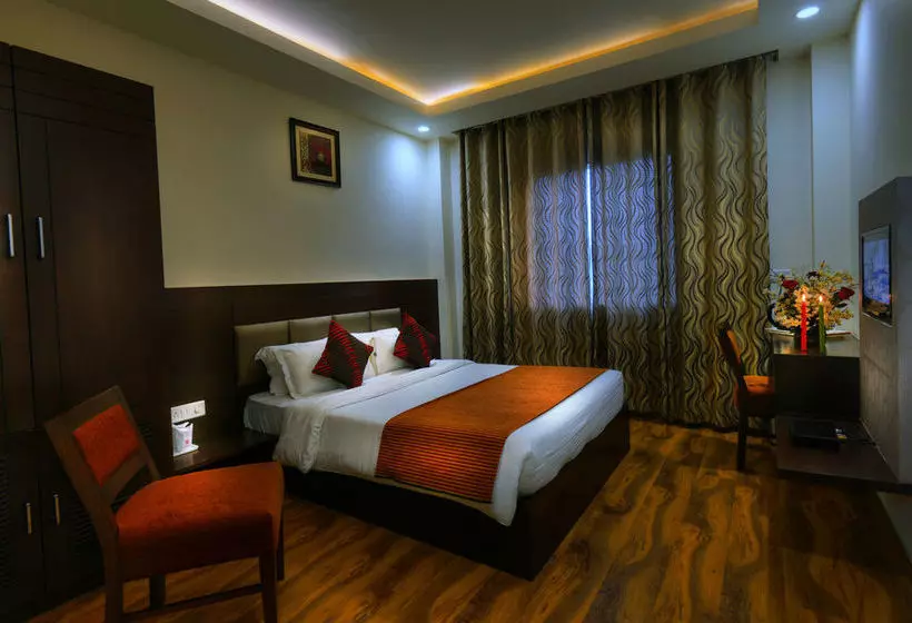 Fotos del hotel Dazzle:  2