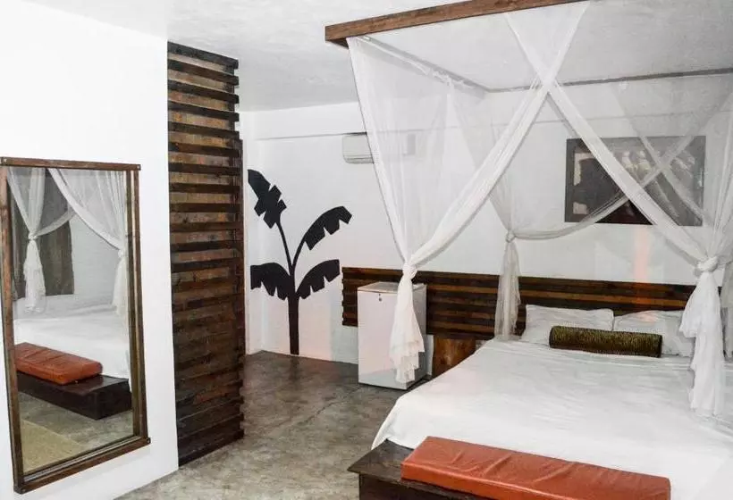 Fotos del hotel Urban Cabana:  8