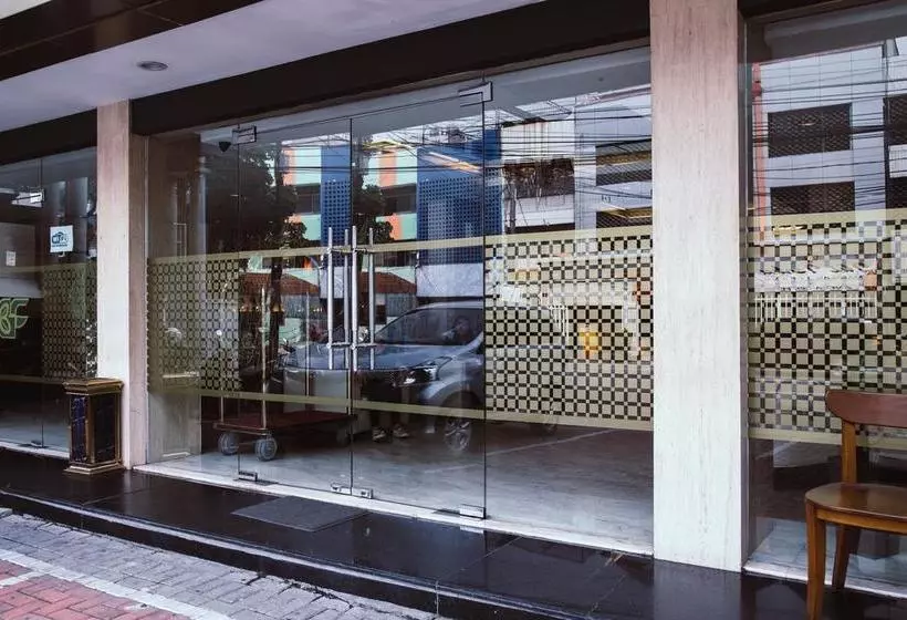 Fotos del hotel Nite And Day Jakarta Roxy:  8