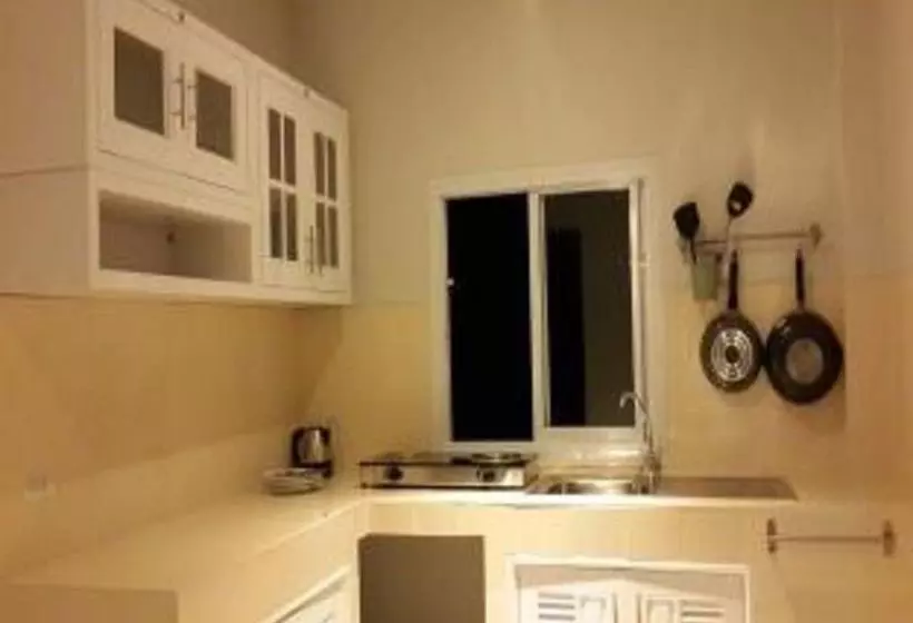 Fotos del hotel Apichada Villa:  4