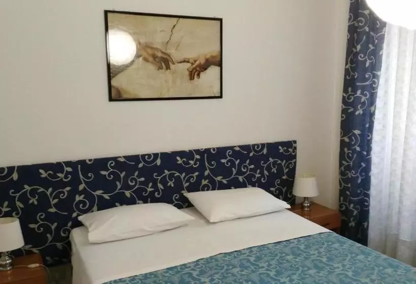 Fotos del hotel Trionfal Apartment:  6