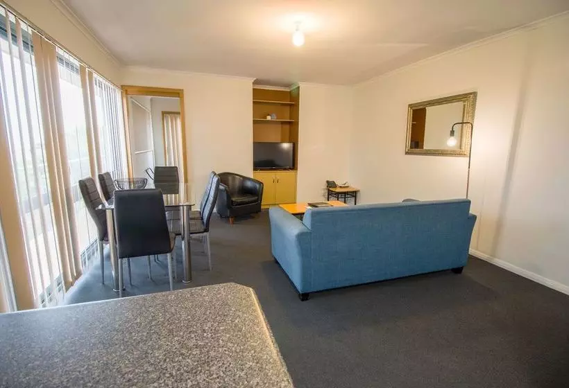 Fotos del hotel 96 On Arthur Apartments:  18