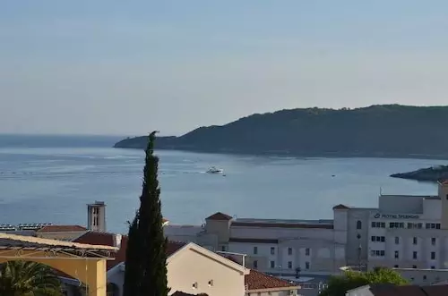 Apartments Cenic