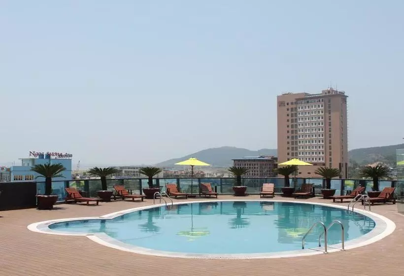Halong Palace