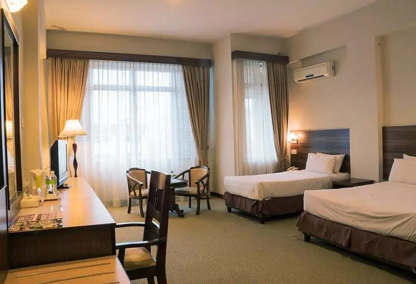 Fotos del hotel The Regency  Seri Warisan:  2