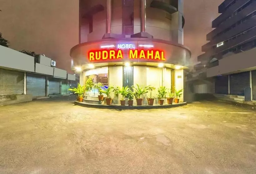 Fotos del hotel Capital O 85837  Rudra Mahal:  14