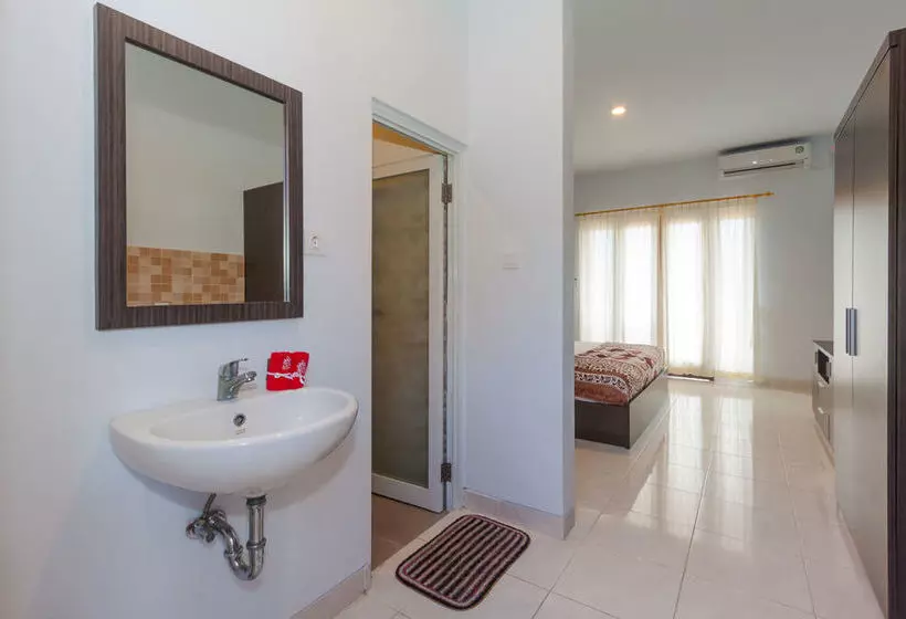 Fotos del hotel Zen Rooms Uluwatu Dua Unud:  5