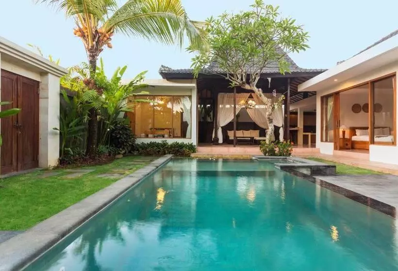 Fotos del hotel Anyar Sari Villa:  8