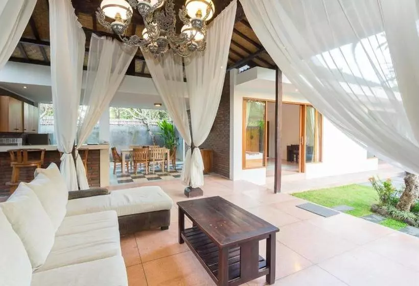 Fotos del hotel Anyar Sari Villa:  15