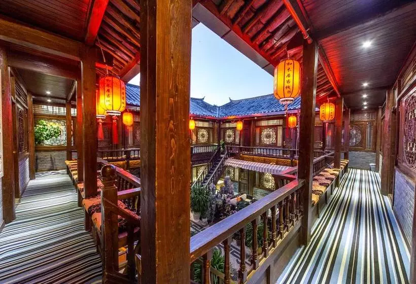 Fotos del hotel Lijiang He Mu Ju Family Inn:  16
