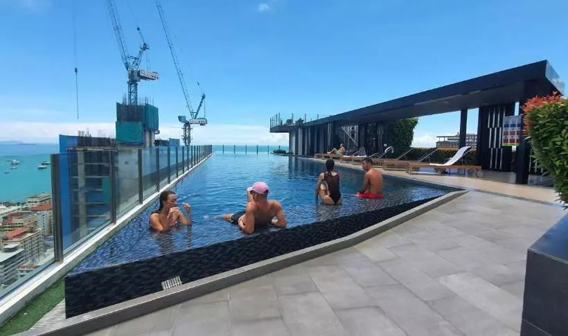 Fotos del hotel The Base Central Pattaya Paza:  4