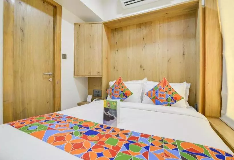 Fotos del hotel Fab Midaas Comforts:  11