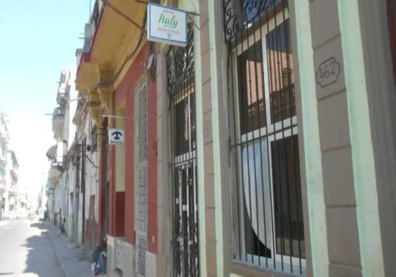 Fotos del hotel Hostal D'italy:  5