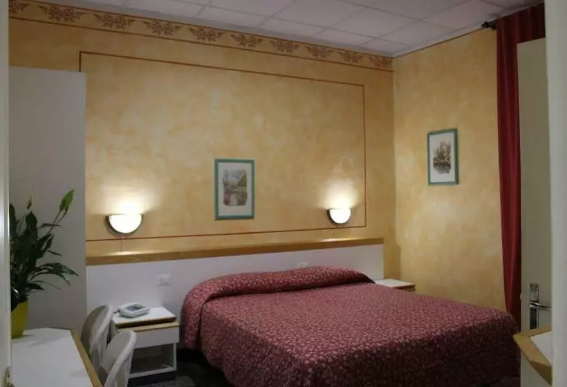 Fotos del hotel Agnello D Oro Genova:  12