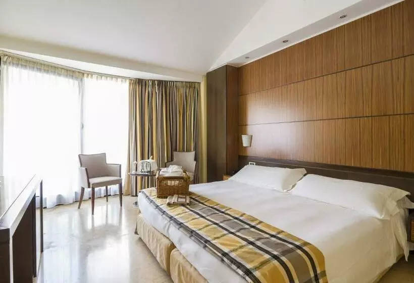 Fotos del hotel Carrobbio:  7