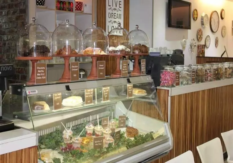 Fotos del hotel Hotel on St. Georges:  5