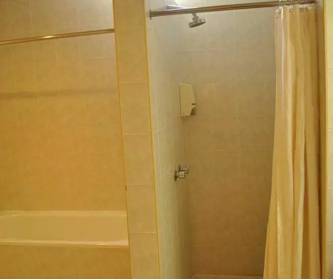 Fotos del hotel Empress  Sepang:  4