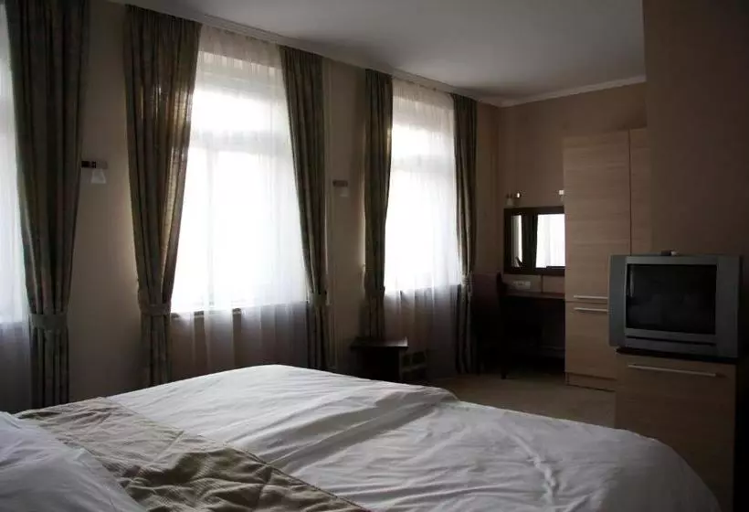 Fotos del hotel Leotar:  7