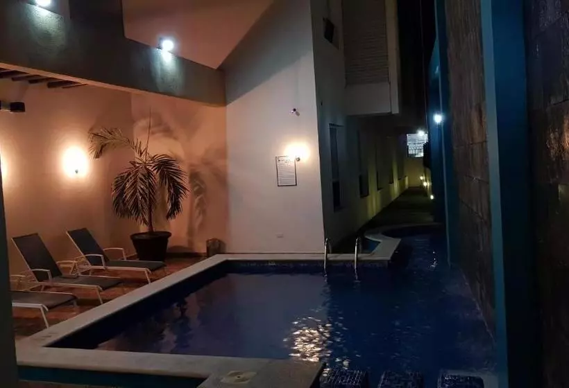 Fotos del hotel Oliba:  11