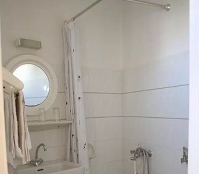 Fotos del hotel Hotel Lovely Holidays:  5